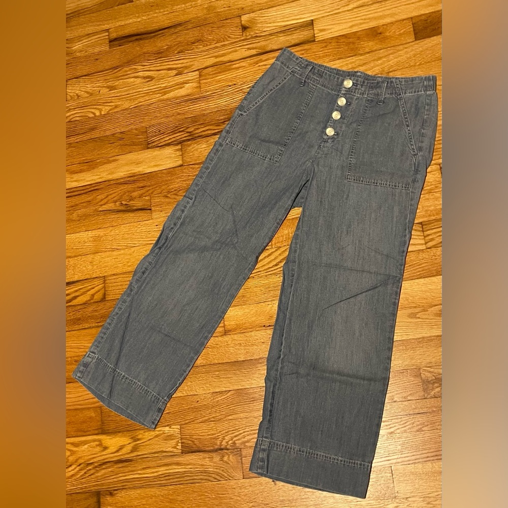 J Jill Jeans button-front, cropped, loose leg jeans in cotton/tencel.